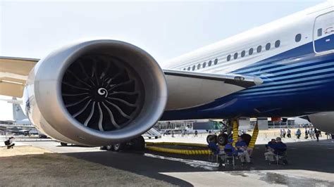 Boeing Finds Cracks in Structure of 777X Test Jets .